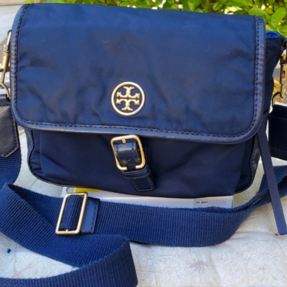 Tory Burch Handbags - Tory Burch Piper Nylon & Leather Navy Blue Foldover Flap Messenger Crossbody Bag